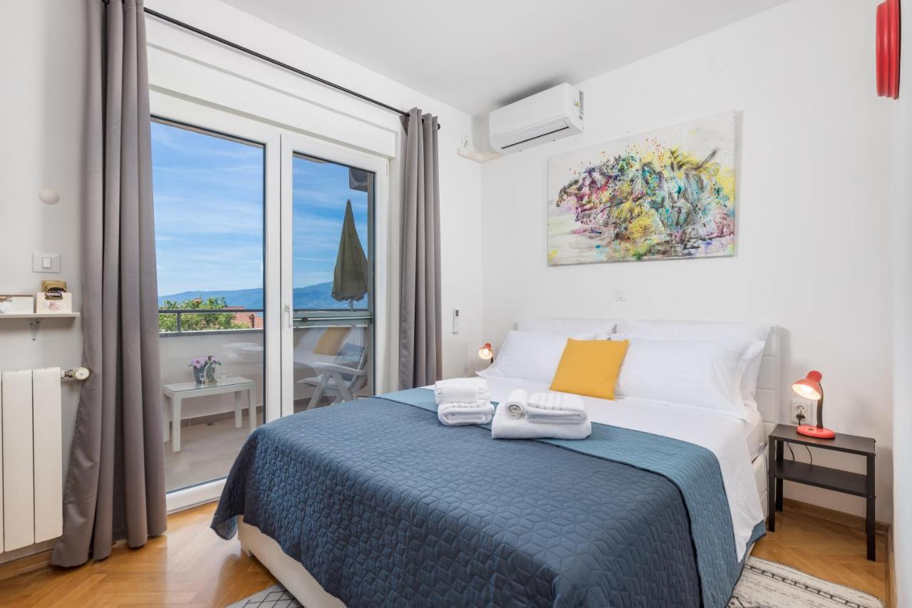 My Way Room, Parking, Sea View, Terrace Privatunterkunft Rijeka